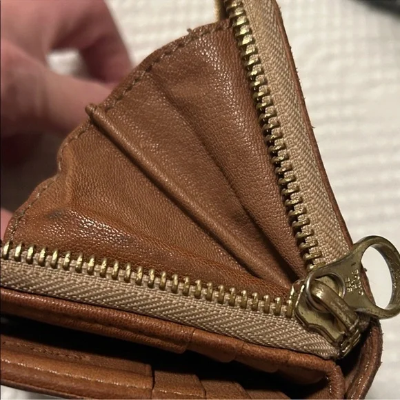 See By Chloe Tan Leather Card Holder - Picture 11 of 12